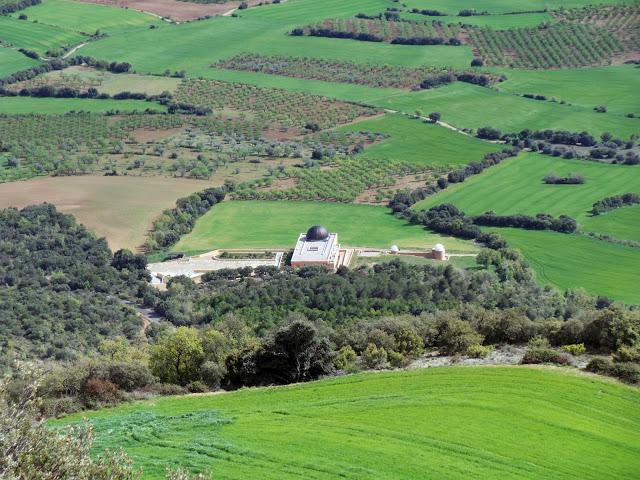 Monasterio de Les Avellanes, a los pies del Montsec Monasterio de Les Avellanes, a los pies del Montsec