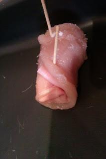 ROLLITOS DE POLLO DUKAN JAMON Y QUESO ROLLITOS DE POLLO DUKAN JAMON Y QUESO