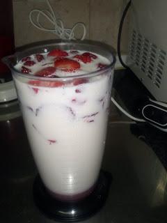 BATIDO DE FRESAS BATIDO DE FRESAS