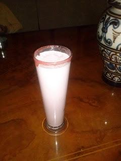 BATIDO DE FRESAS BATIDO DE FRESAS