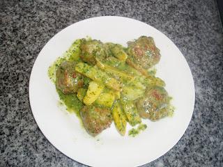 ALBÓNDIGAS EN SALSA ALBÓNDIGAS EN SALSA