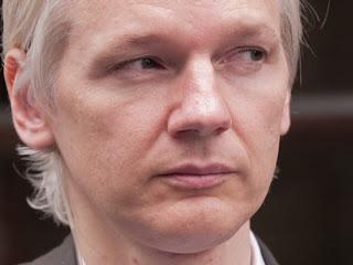 Julian Assange: “EEUU pone en riesgo la soberanía en América Latina”