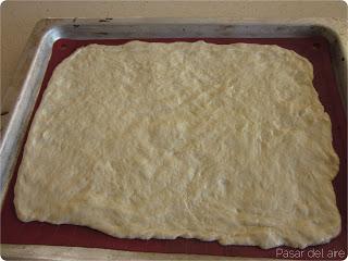 Torta de azúcar y piñones