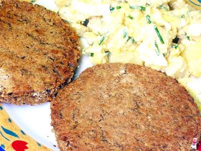 Food Revolution Day - Receta de Hamburguesas de quinoa y porotos aduki Food Revolution Day - Receta de Hamburguesas de quinoa y porotos aduki