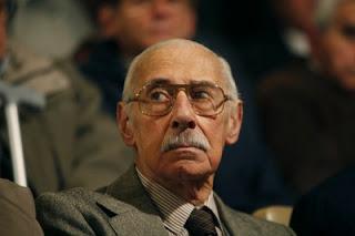 Muere en prisión dictador argentino Rafael Videla.