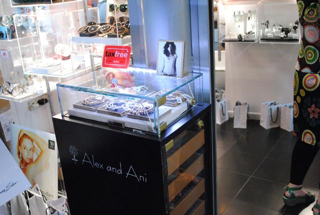 THOMAS SABO: ARTE MOVIL MERCADO DE FUENCARRAL THOMAS SABO: ARTE MOVIL MERCADO DE FUENCARRAL