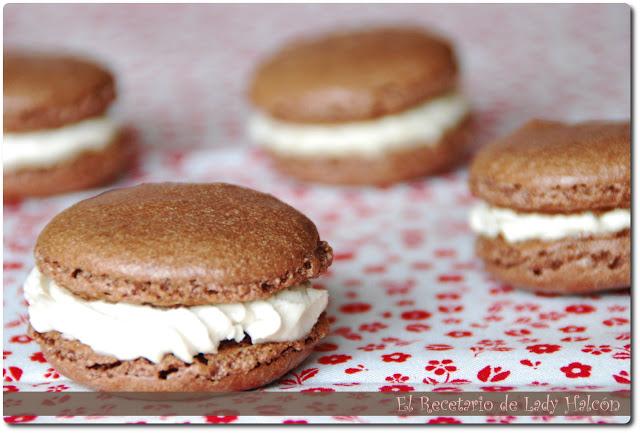 Mis primeros macarons de chocolate y café!!! Mis primeros macarons de chocolate y café!!!