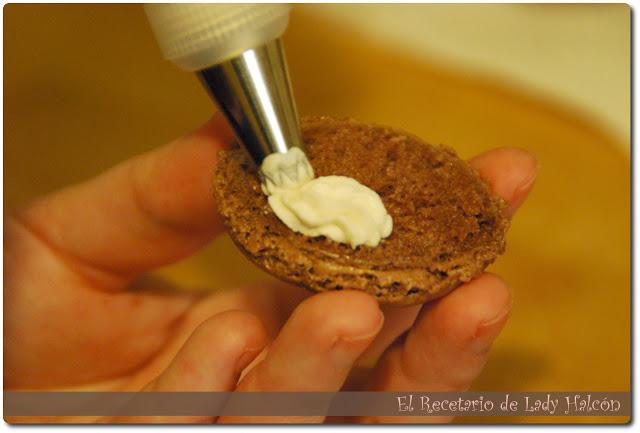 Mis primeros macarons de chocolate y café!!! Mis primeros macarons de chocolate y café!!!