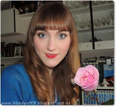 Look de maquillaje natural con paleta MUA Look de maquillaje natural con paleta MUA