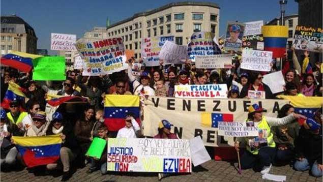 PROTESTA DE VENEZOLANOS EN BRUSELAS CONTRA MADURO Venezolanos en Bruselas denuncian deriva
