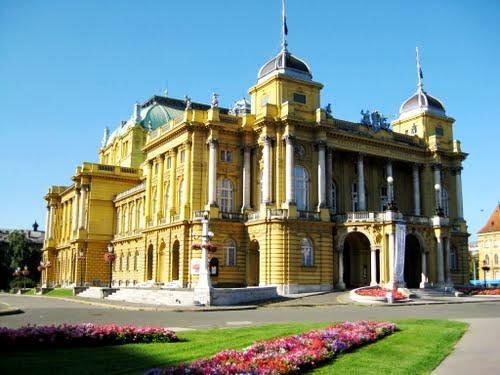 Zagreb, el cruce geografico entre Oriente y Occidente Zagreb, el cruce geografico entre Oriente y Occidente