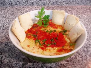 HUMUS (CREMA DE GARBANZOS) EN 10 MINUTOS HUMUS (CREMA DE GARBANZOS) EN 10 MINUTOS