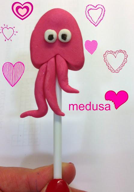 ¿Quién vive en el fondo del mar? BOB ESPONJAAAAAAAAA ¿Quién vive en el fondo del mar? BOB ESPONJAAAAAAAAA