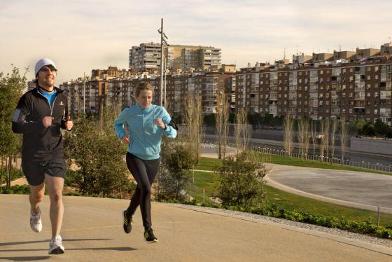Jóvenes a la espera Jóvenes a la espera