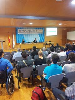 Isidre Esteve presenta el Centro Puente en Vigo Isidre Esteve presenta el Centro Puente en Vigo
