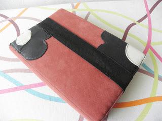 FUNDA PARA TABLET CON SOPORTE