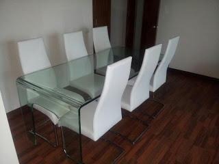 Tú Preguntas!! Librería estilo étnico/colonial en un salón de línea moderna Tú Preguntas!! Librería estilo étnico/colonial en un salón de línea moderna