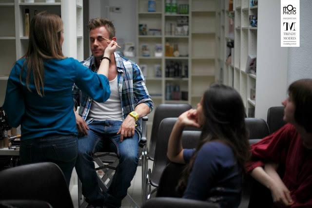 Maquillaje Non Stop con Trendy Models Maquillaje Non Stop con Trendy Models