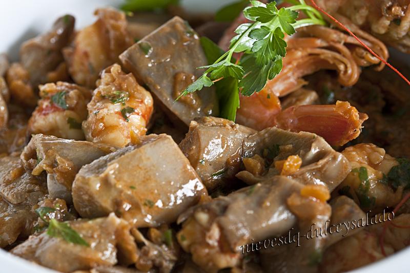 RAGUT DE SETAS CON LANGOSTINOS RAGUT DE SETAS CON LANGOSTINOS