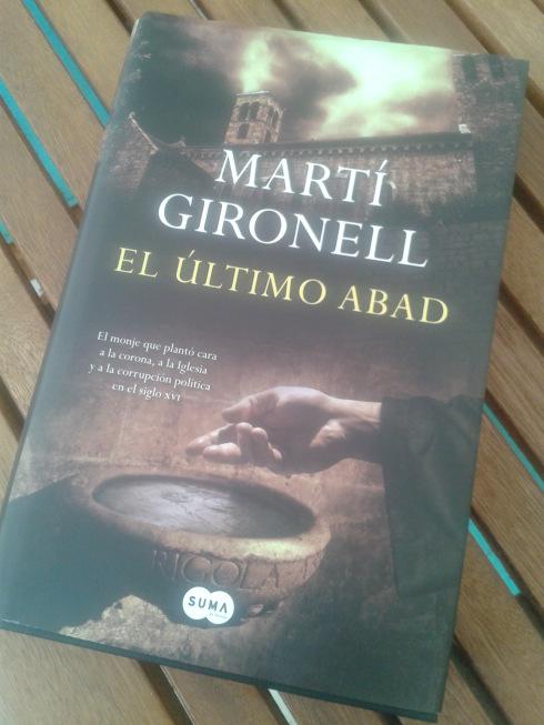 Ya hay ganadora del sorteo del libro ‘El último abad’ 2013-05-02 13.32.24