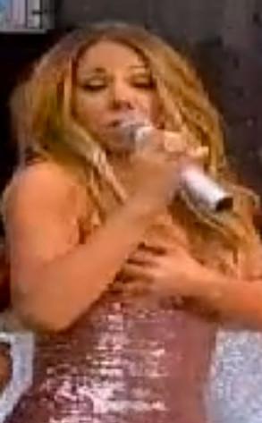 A Mariah Carey se le rompe el vestido en televisión en vivo! (VIDEO)