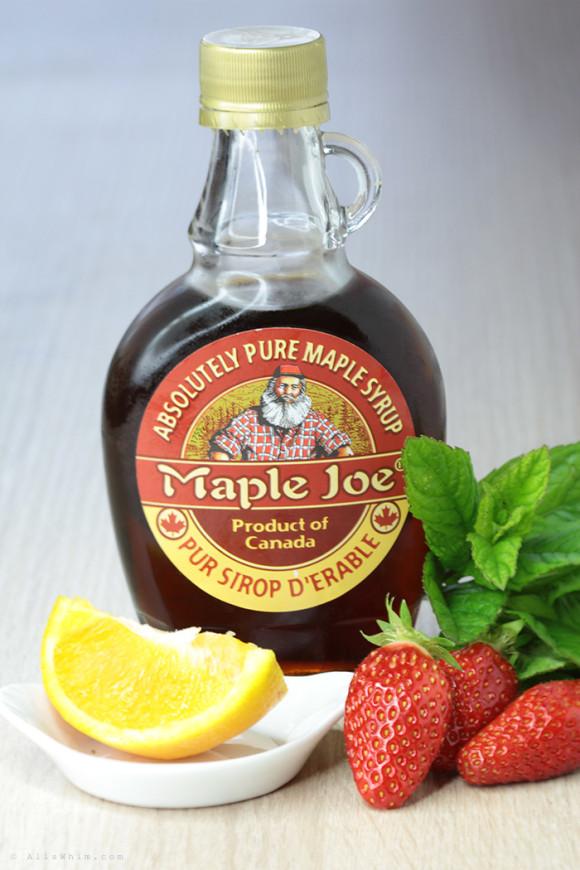 Fresas con zumo de naranja y jarabe de arce maple syrup