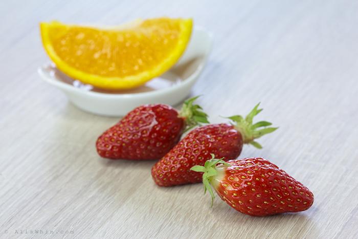 Fresas con zumo de naranja y jarabe de arce strawberries an orange