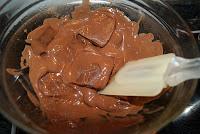 Coulant de Chocolate con Sirope de Toffe y Salsa de Chocolate Blanco Coulant de Chocolate con Sirope de Toffe y Salsa de Chocolate Blanco