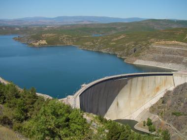 El peligro de tener los embalses llenos El peligro de tener los embalses llenos