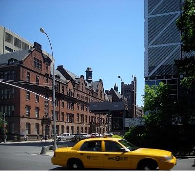 Moneo lies down on Broadway Moneo lies down on Broadway