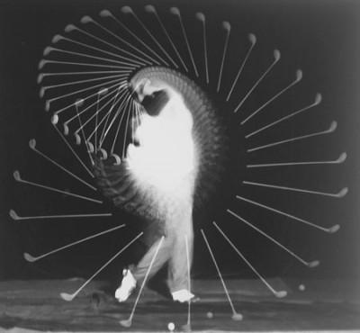 A partir de una exposición de fotografía de Harold Edgerton A partir de una exposición de fotografía de Harold Edgerton