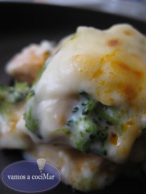 Gratinado de pollo y Brocoli Gratinado de pollo y Brocoli