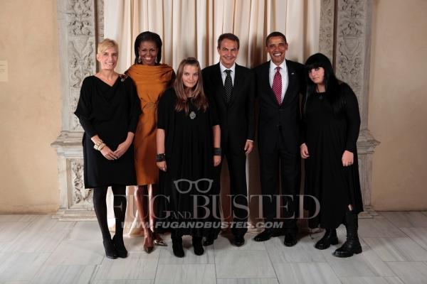 Zapatero e hijas Crucifijos en los colegios