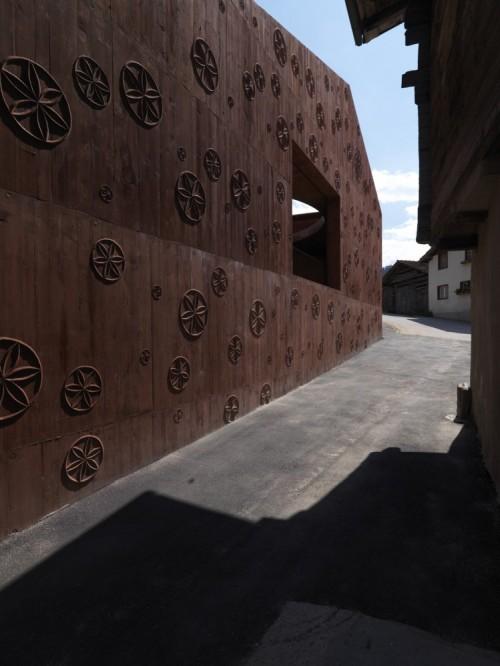 1273499171----courtesy-of-valerio-olgiati-3.jpeg La casa, joya de un arquitecto II