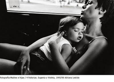 PHOTOESPAÑA 2010: Adriana Lestido muestra las otras caras de las relaciones humanas con Amores difíciles