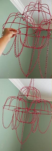 Lámpara con cestas colgantes Lámpara con cestas colgantes