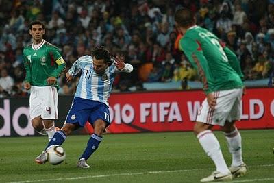 SUDÁFRICA 2010: ¿GUERRERO AZTECA?, NO, APACHE TÉVEZ SUDÁFRICA 2010: ¿GUERRERO AZTECA?, NO, APACHE TÉVEZ
