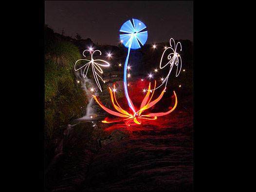 Cuando la ILUMINACIÓN se transforma en ARTE URBANO Foto: Michael Bosanko