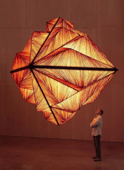 Cuando la ILUMINACIÓN se transforma en ARTE URBANO Cuando la ILUMINACIÓN se transforma en ARTE URBANO