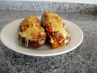 BERENJENAS RELLENAS DE ATUN BERENJENAS RELLENAS DE ATUN