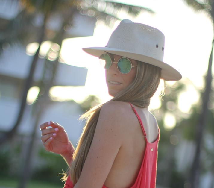FIRST DAY IN BAHAMAS WITH REVOLVE Fashiolista Secret Summer Blogger Winner Mónica Sors
