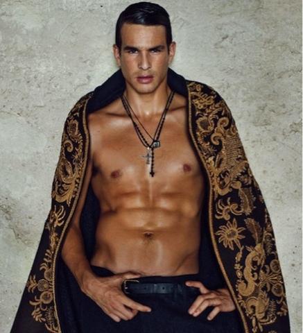 Manzanares. Ole Querido! Manzanares. Ole Querido!