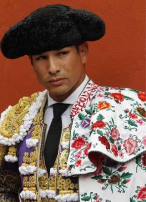 Manzanares. Ole Querido! Manzanares. Ole Querido!