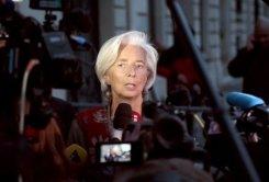 La directora gerente del FMI, Christine Lagarde, saliendo de la Corte de Justicia en París el 24 de mayo de 2013.