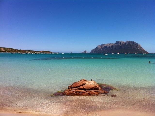 Planeando las vacaciones de verano todo el año cerdeña playa viaje verano