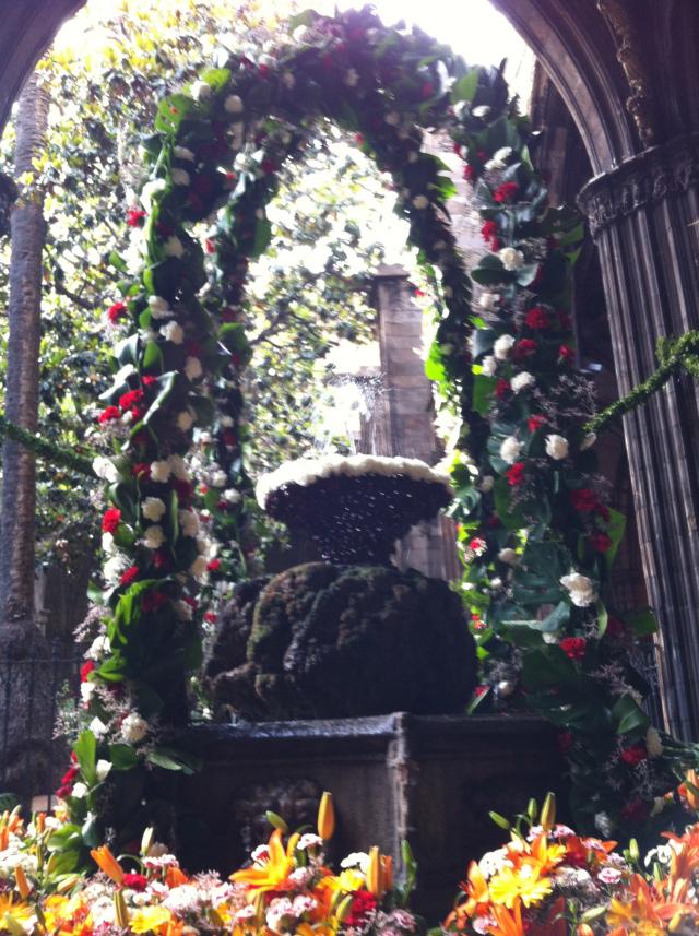 L’ou com balla. Una tradición barcelonesa. IMG_6604