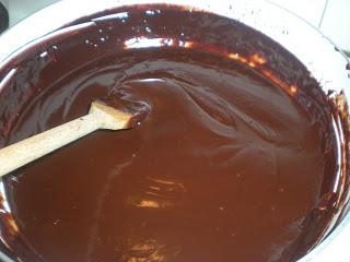 RECETA PAN DE ESPAGNA SIN LEVADURA / FROSTING DE MASCARPONE E GANACHE DE CHOCOLATE !! RECETA PAN DE ESPAGNA SIN LEVADURA / FROSTING DE MASCARPONE E GANACHE DE CHOCOLATE !!