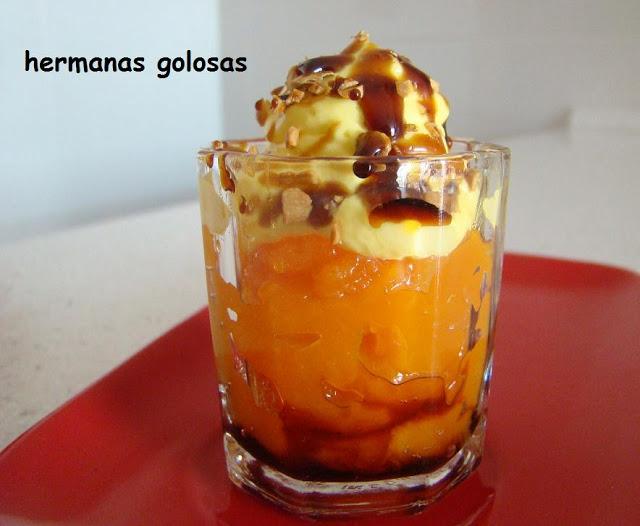COMPOTA DE CALABAZA Y NARANJA CON CREMA MONTADA DE CHOCOLATE BLANCO COMPOTA DE CALABAZA Y NARANJA CON CREMA MONTADA DE CHOCOLATE BLANCO