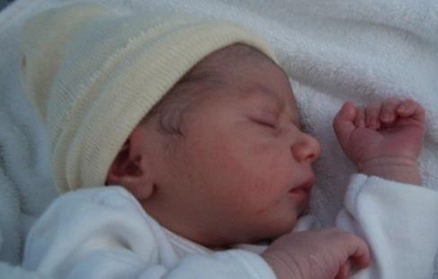 El primer bebé español sin el ictus genético ha nacido
