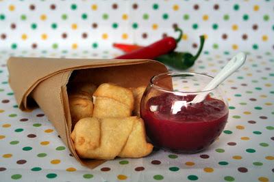 Tequeños con mermelada de chiles Tequeños con mermelada de chiles